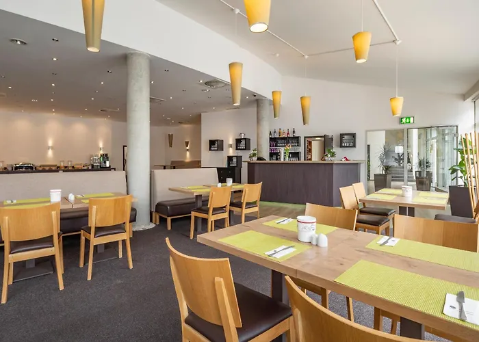 فندق Center Kaiserhof 3*