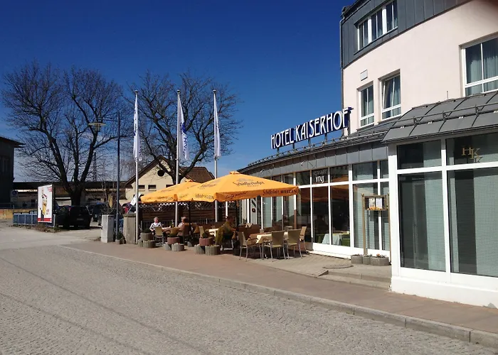 فندق Center Kaiserhof ناومبورغ