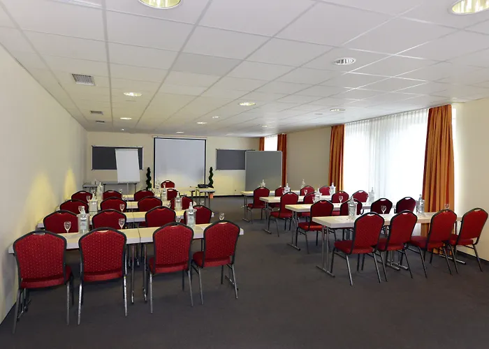 Center Kaiserhof فندق ناومبورغ